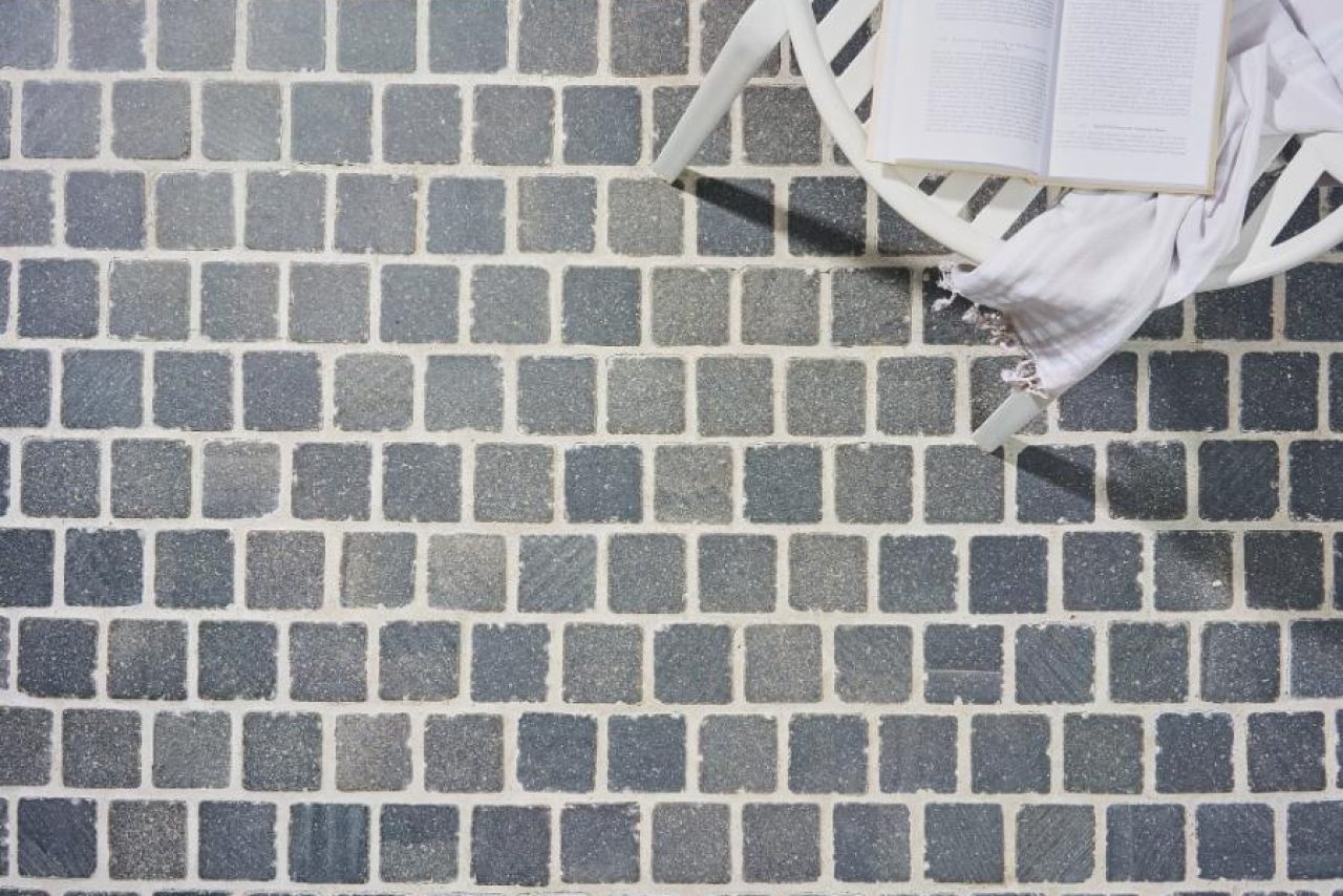 Tiev Cobble Stone
