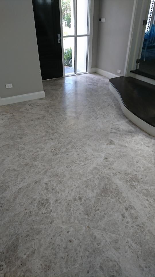 Tundra Grey Honed